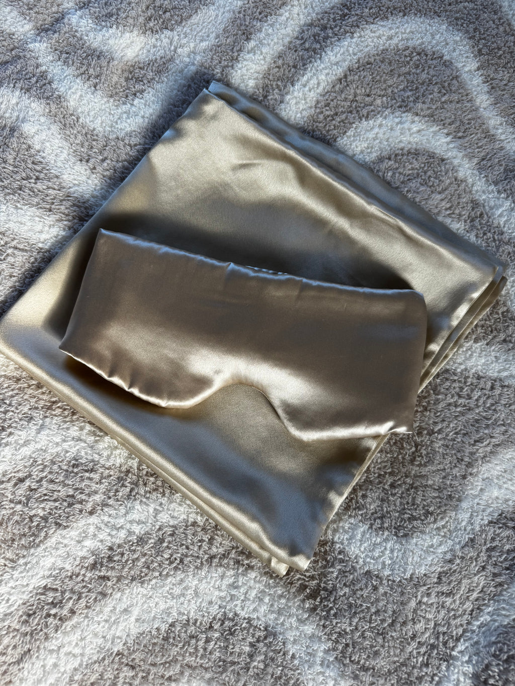 Masque bandeau de relaxation -  bouillotte sèche incluse 100% pure soie 22 mommes