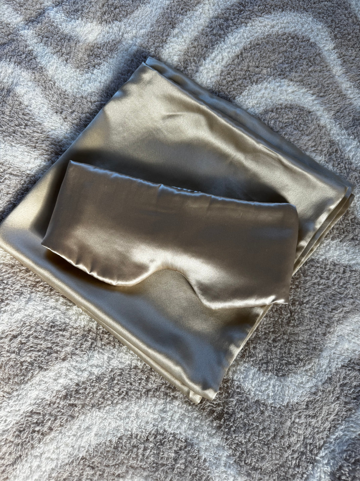 Masque bandeau de relaxation -  bouillotte sèche incluse 100% pure soie 22 mommes